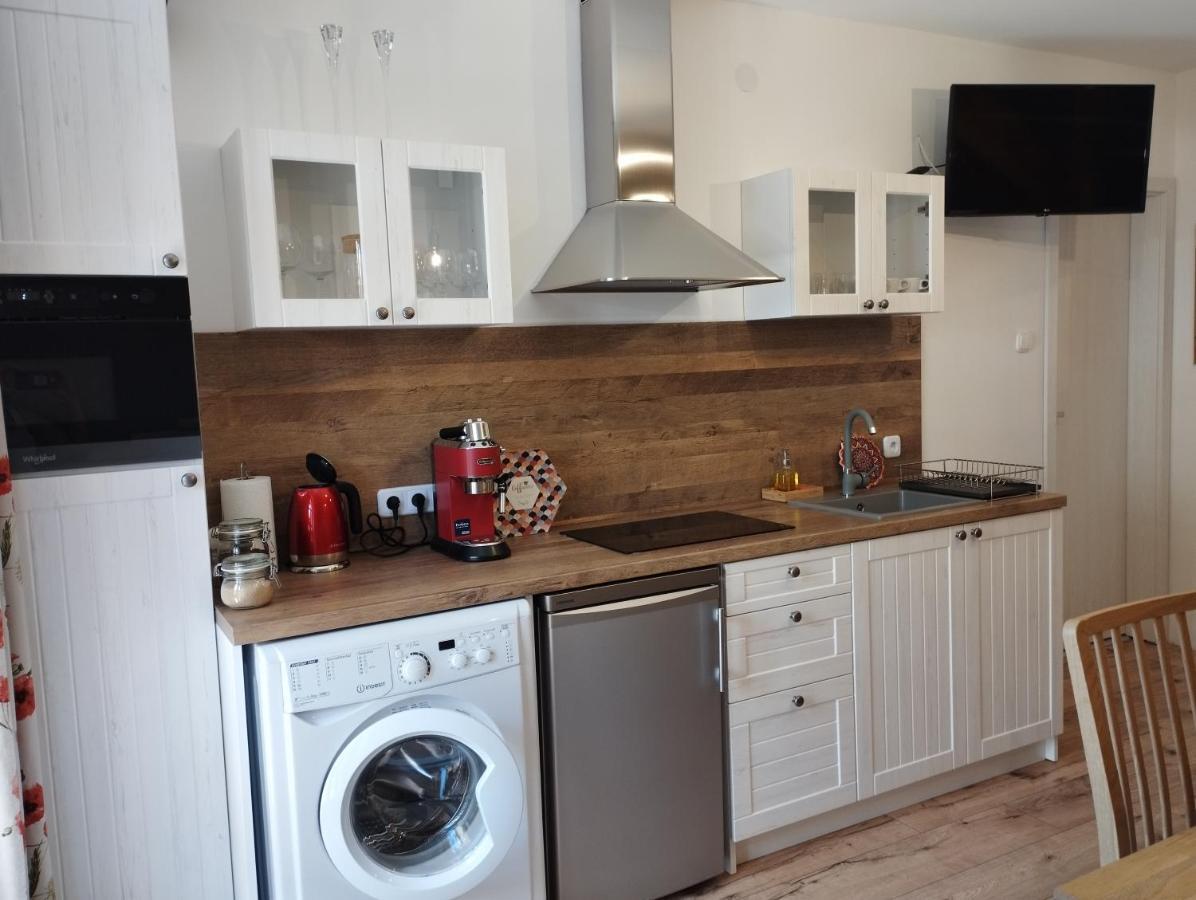 Liliomfa Apartman Appartement Szigliget Buitenkant foto