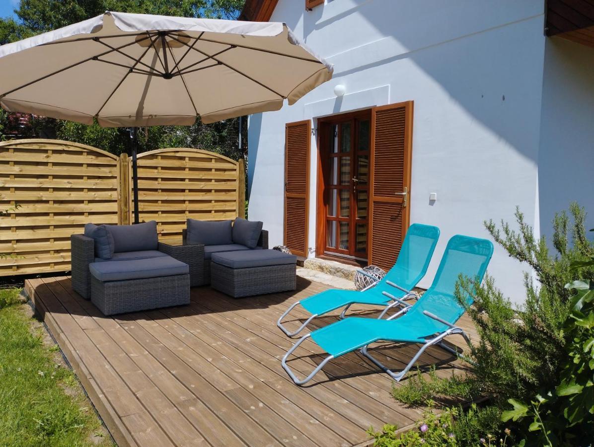 Liliomfa Apartman Appartement Szigliget Buitenkant foto